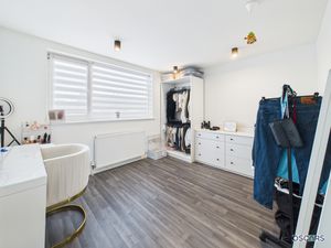 Photo 7- click for photo gallery